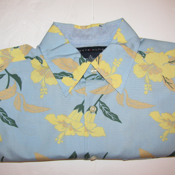 Tommy Hilfiger Floral Casual Button Shirt SS Small - Picture 1 of 8